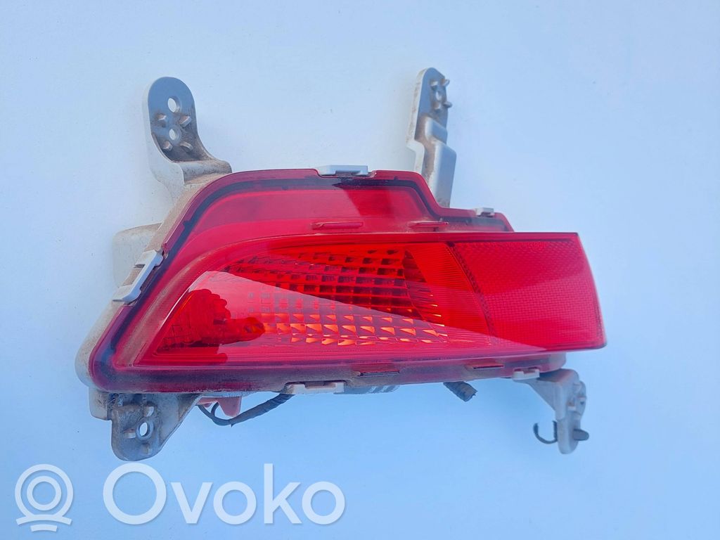 Hyundai i30 Takapuskurin valo 