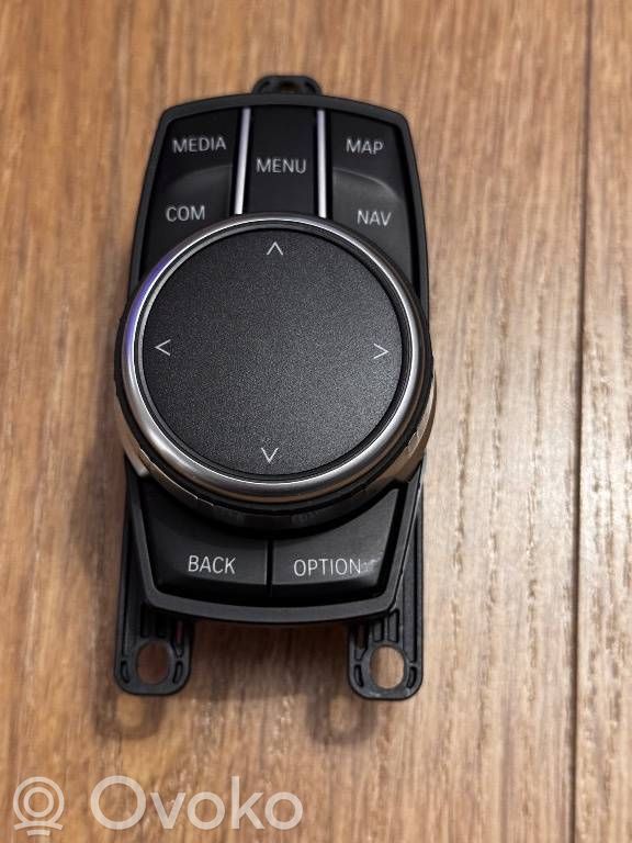 Head unit multimedia control   19226310,0001350397