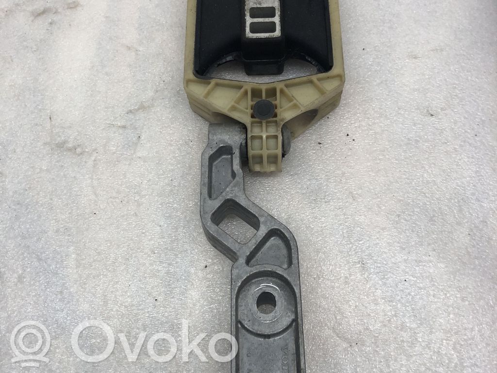 Volvo XC60 Gearbox mounting bracket 