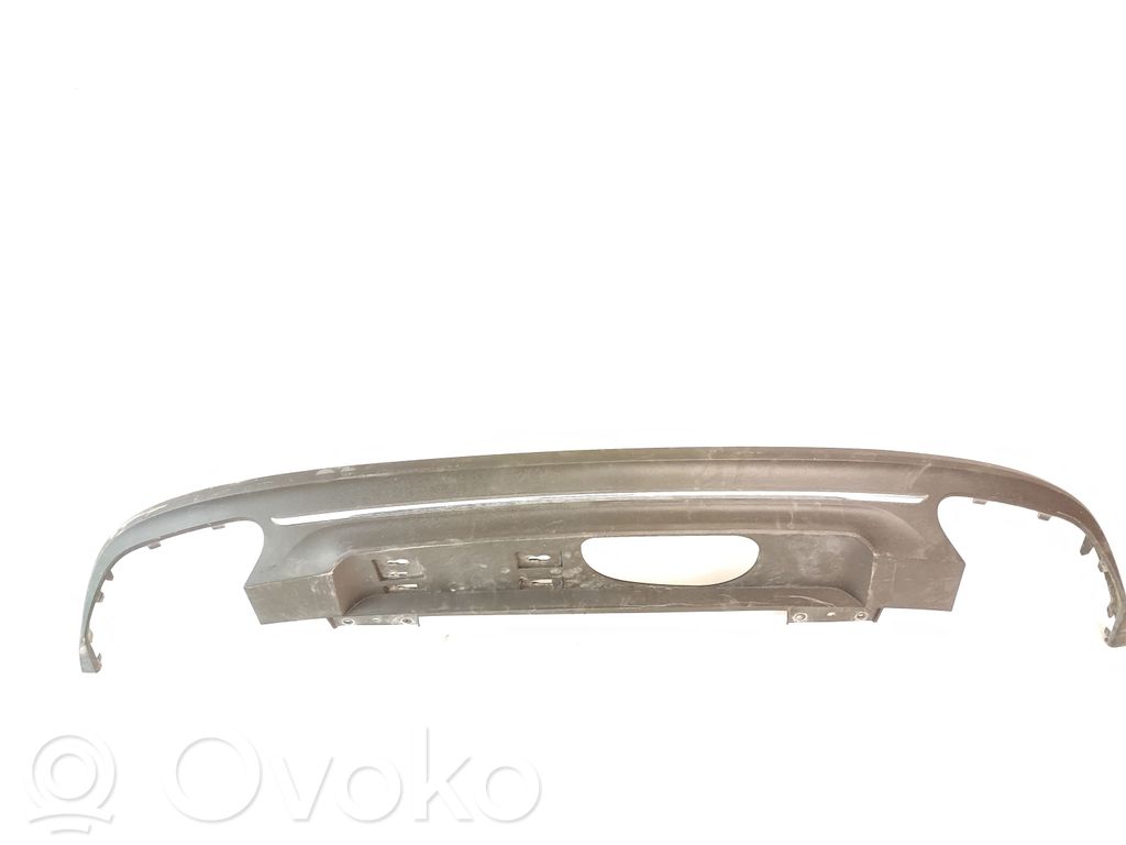 Volvo S60 Takapuskurin alaosan lista 