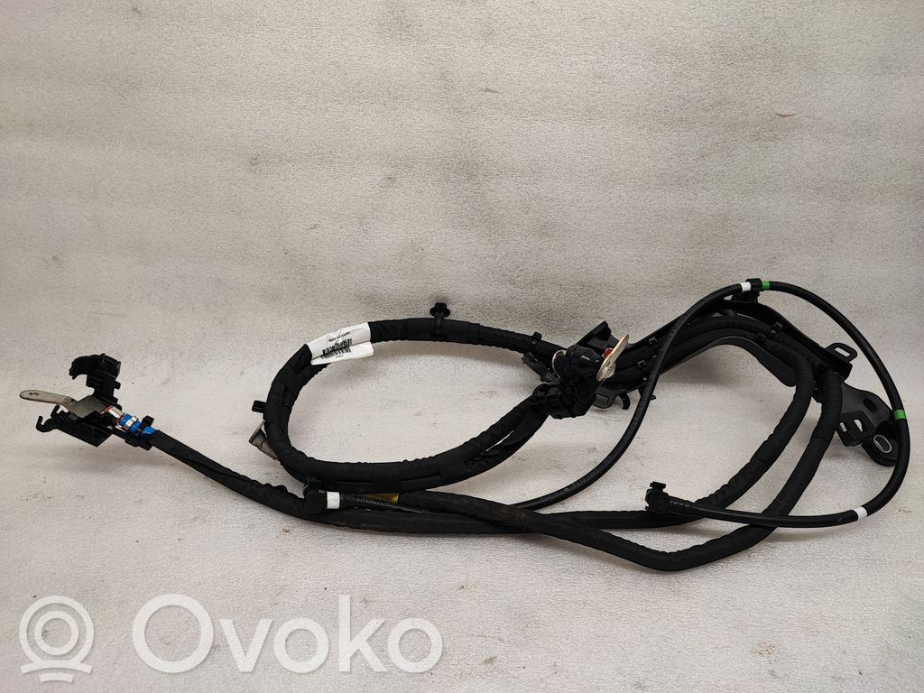 Volvo S90, V90 Cables (motor de arranque) 