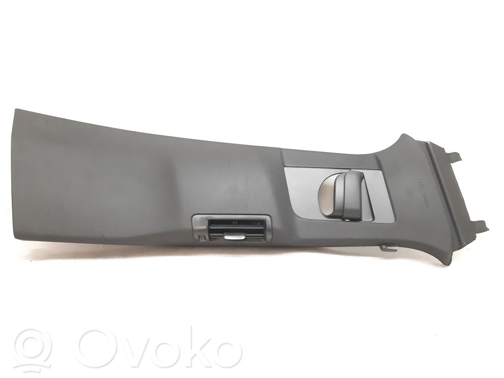 Volvo XC60 Pilar (B) (superior) 