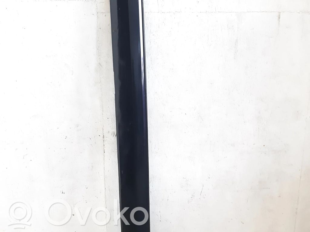 Volvo S90, V90 Listón 