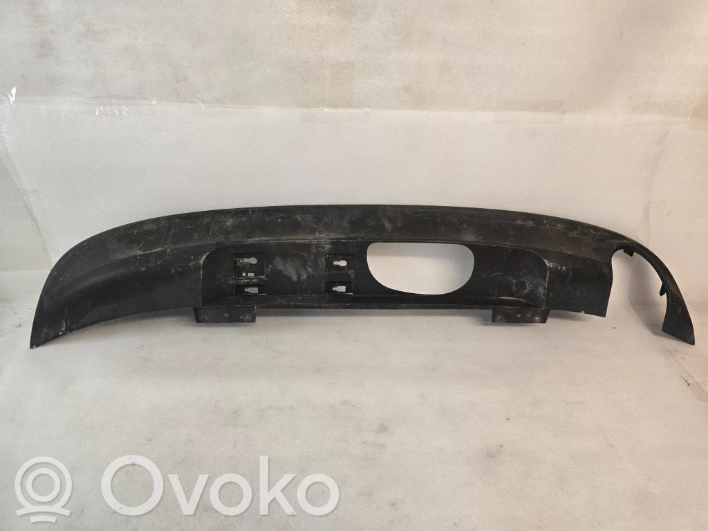 Volvo V60 Apakšējā bampera daļa 