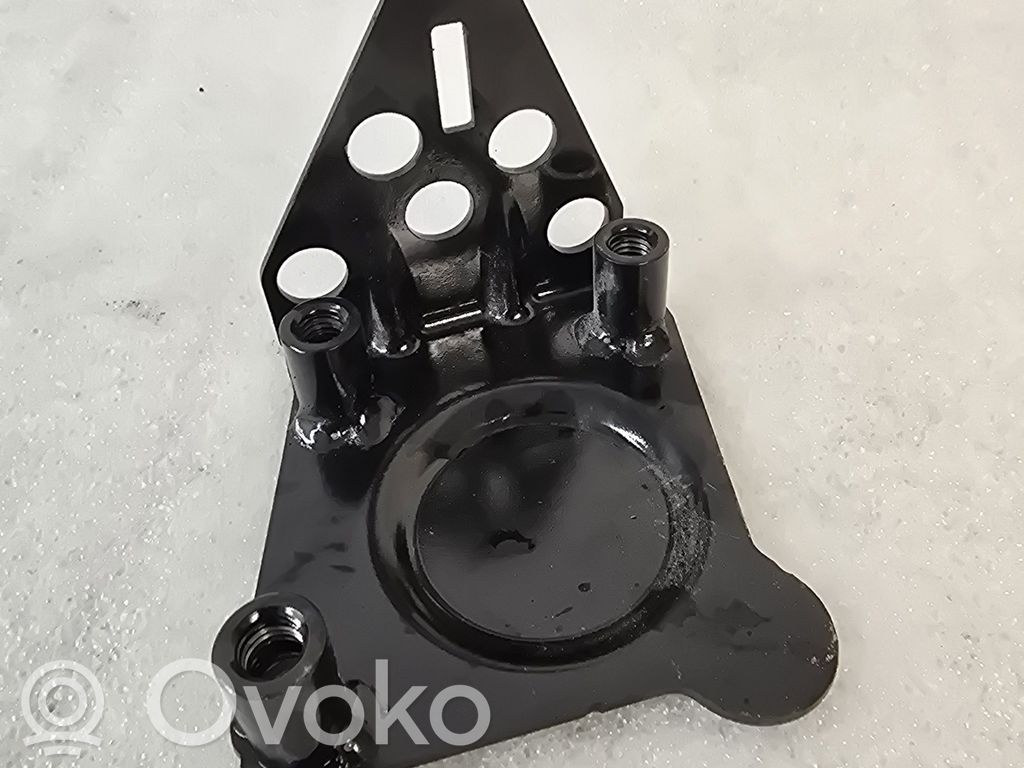 Volvo XC40 Other engine bay part 