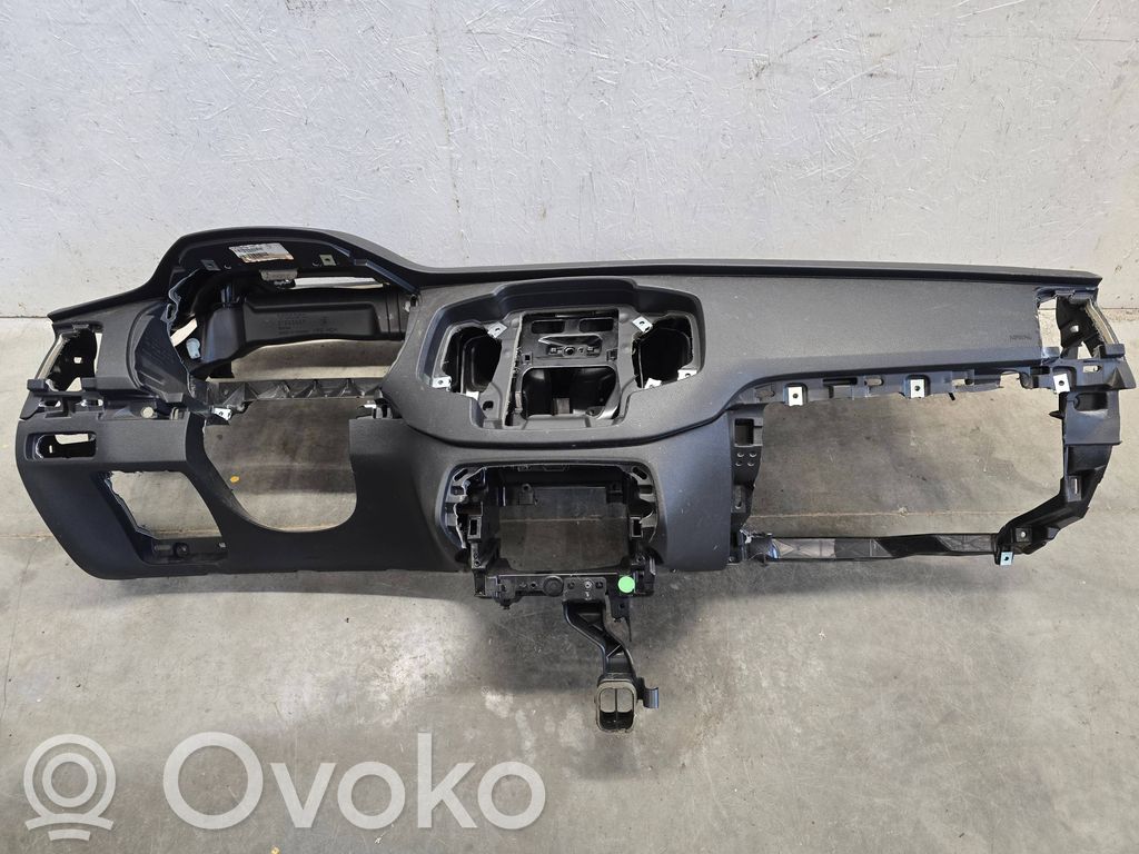Volvo XC90 Panelis 