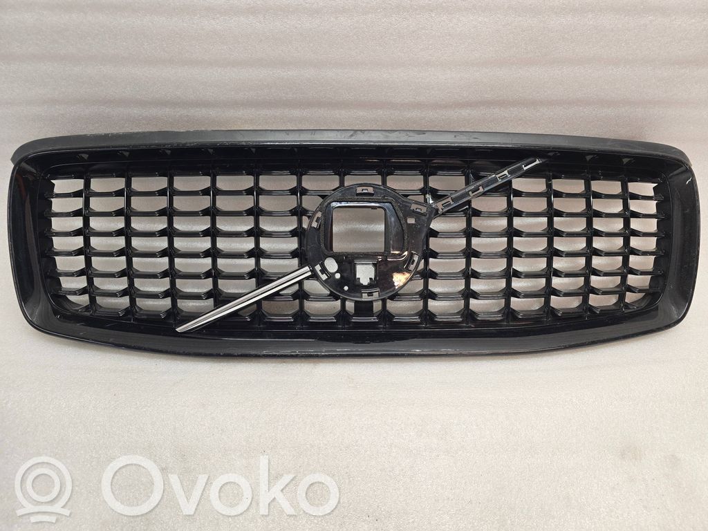 Volvo XC90 Atrapa chłodnicy / Grill 