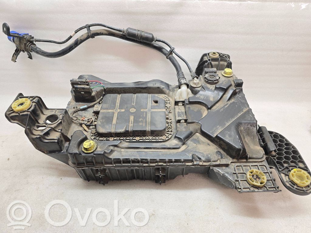 Citroen C5 Aircross AdBlue liquid reservoir 
