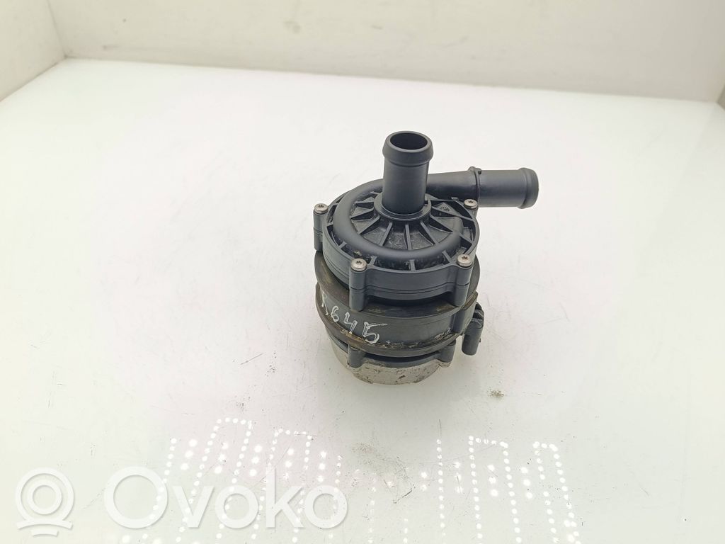 Polestar 2 Pompa elettrica dell’acqua/del refrigerante ausiliaria 