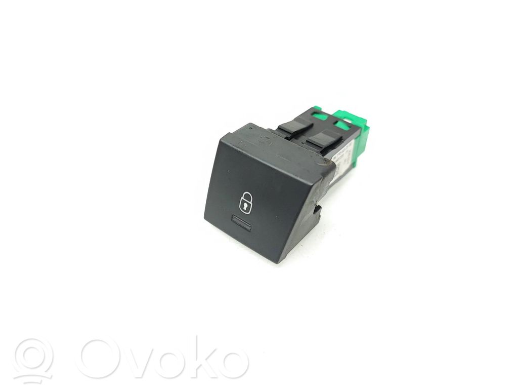 Peugeot 508 Central locking switch button 