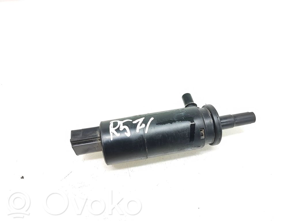 Skoda Octavia Mk3 (5E) Headlight washer pump 