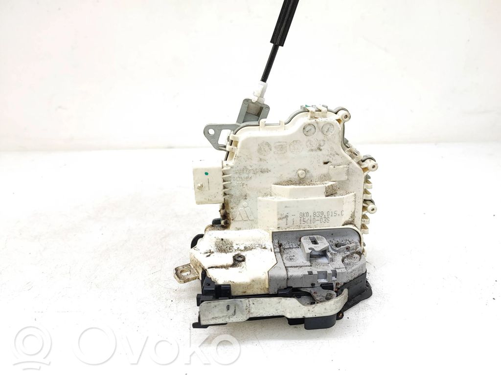 Audi A4 S4 B8 8K Takaoven lukko 