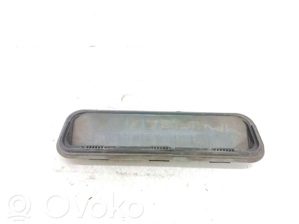 Hyundai i40 Kratka wentylacyjna pod zderzakiem tylnym 