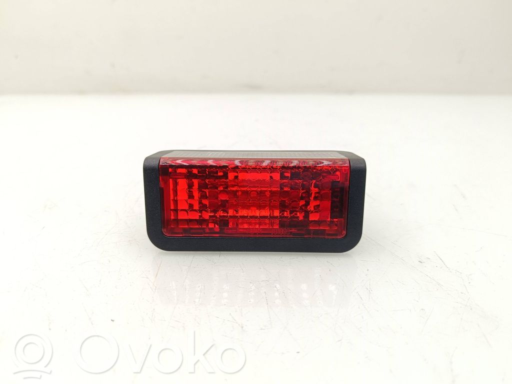BMW 7 F01 F02 F03 F04 Boot/trunk interior light 