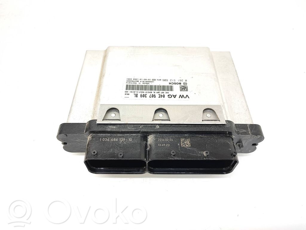 Volkswagen Golf VII Engine control unit/module 