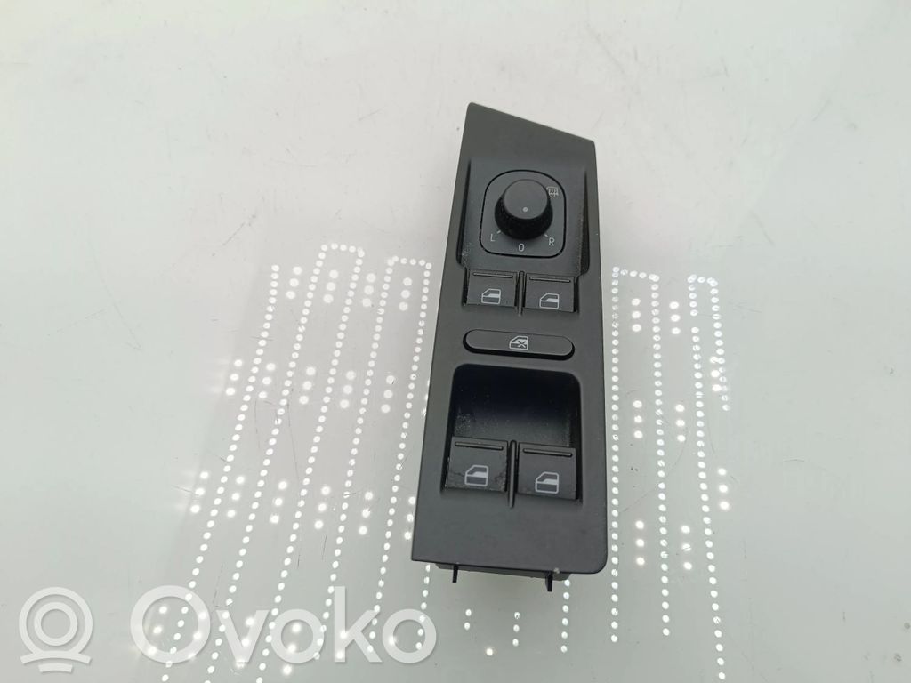 Volkswagen PASSAT B7 Electric window control switch 