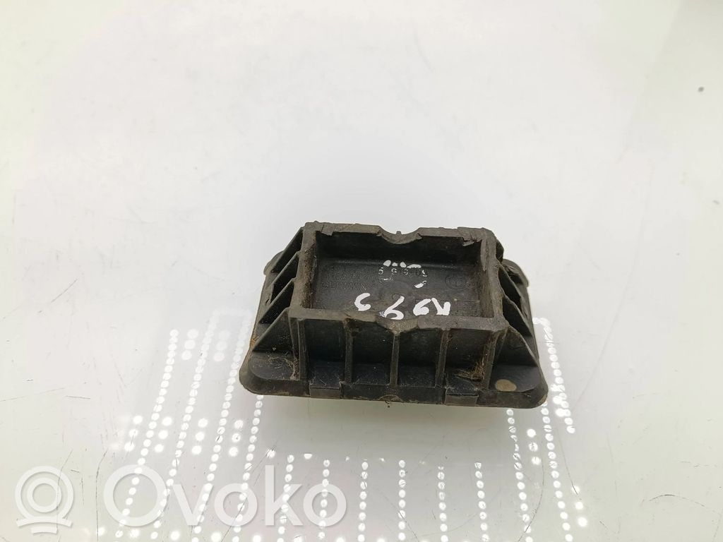 BMW 4 G22 G23 G24 G26 Jacking socket point 