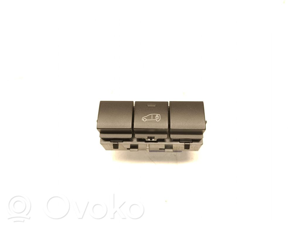Toyota Proace Central locking switch button 