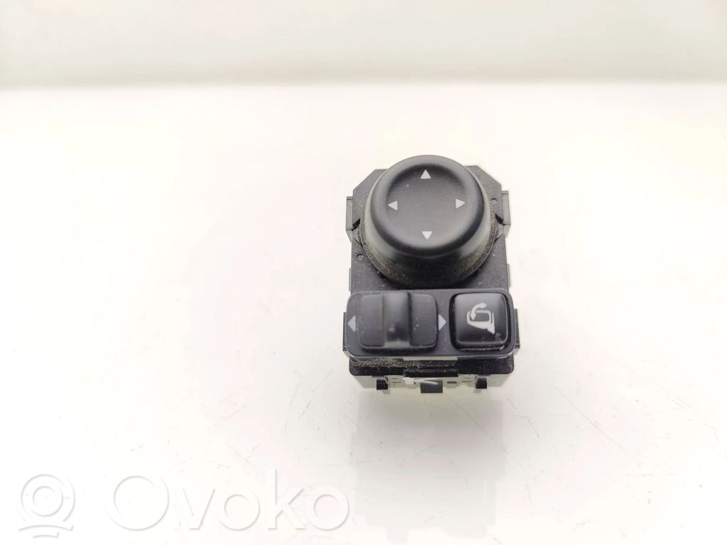 Nissan Qashqai Przycisk regulacji lusterek bocznych 