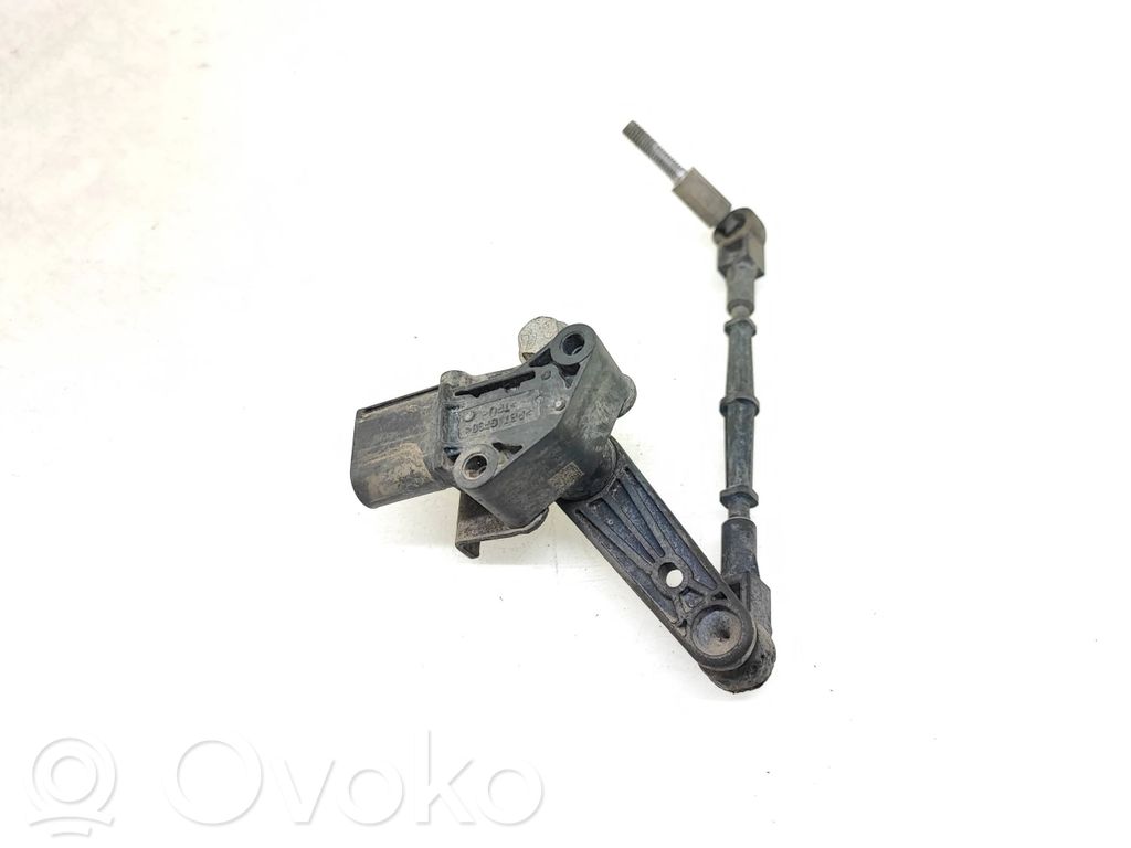 Volkswagen Touareg III Rear air suspension level height sensor 