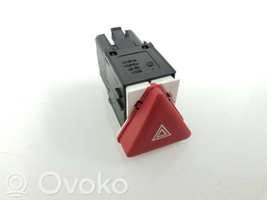 Volkswagen Golf V Hazard light switch 