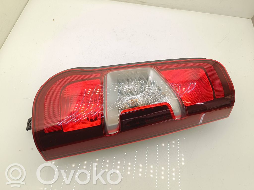 Peugeot Partner III Galinis žibintas kėbule 