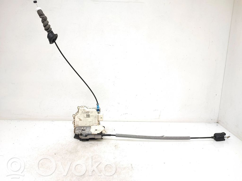 Audi A3 S3 8V Front door lock 