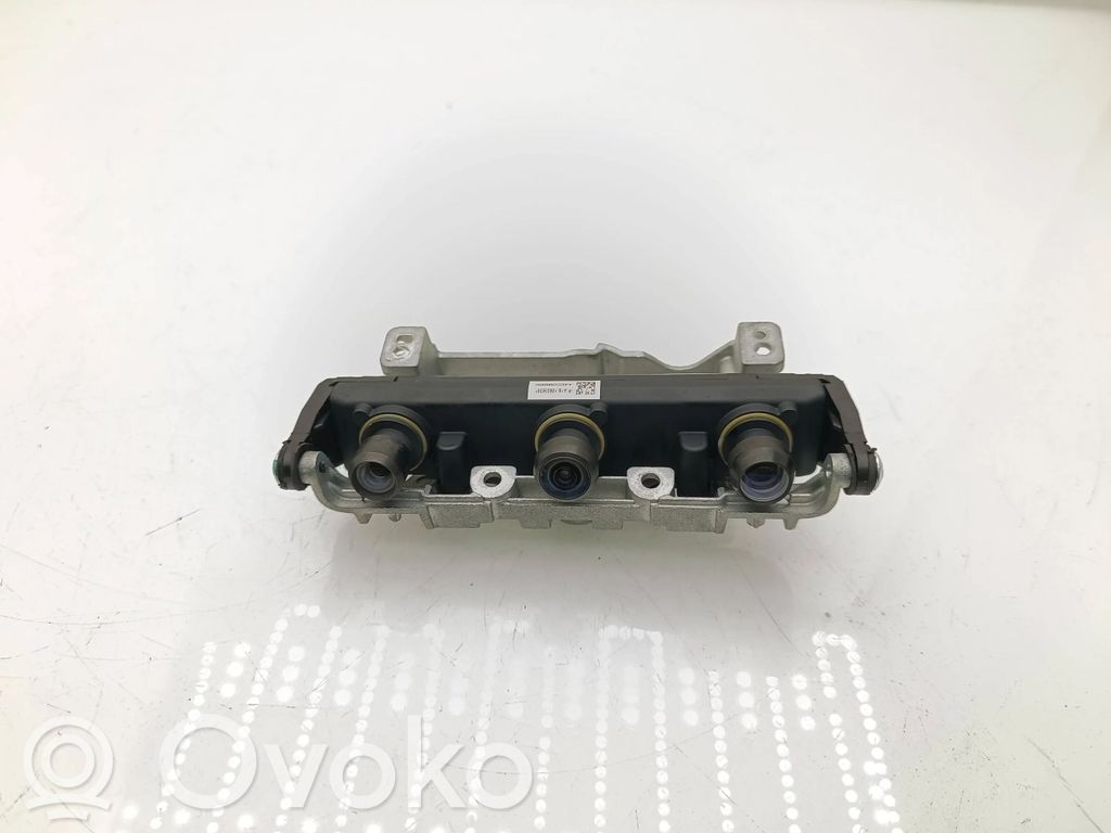Tesla Model Y Windshield/windscreen camera 