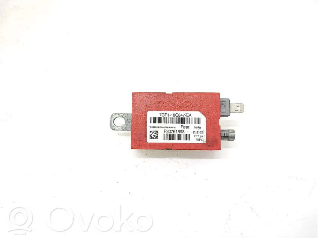 Volvo V40 Antenos stiprintuvas 