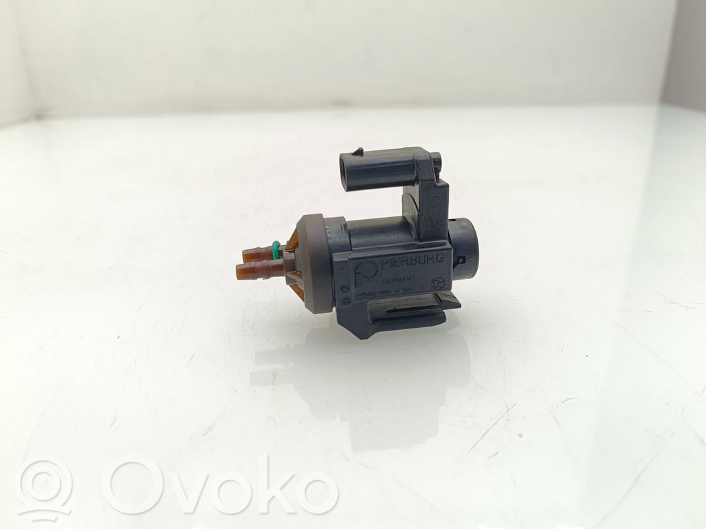 BMW 5 G30 G31 G38 Vakuuma vārsts 