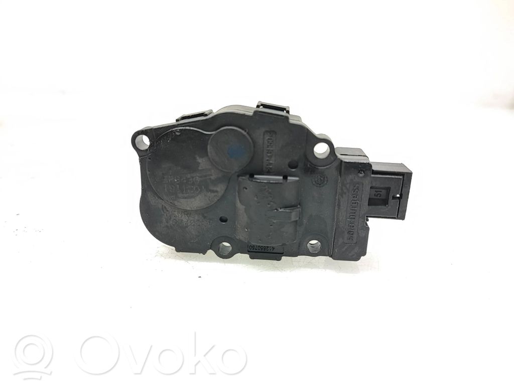 Audi A4 S4 B8 8K Silniczek nagrzewnicy 
