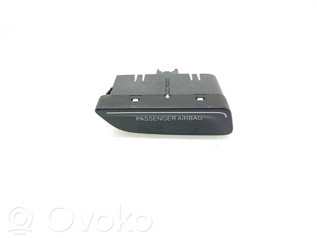 Ford Transit Courier Otros del panel de instrumentos 