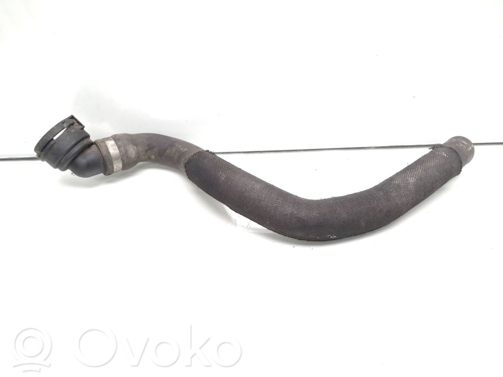 Volvo V40 Engine coolant pipe/hose 