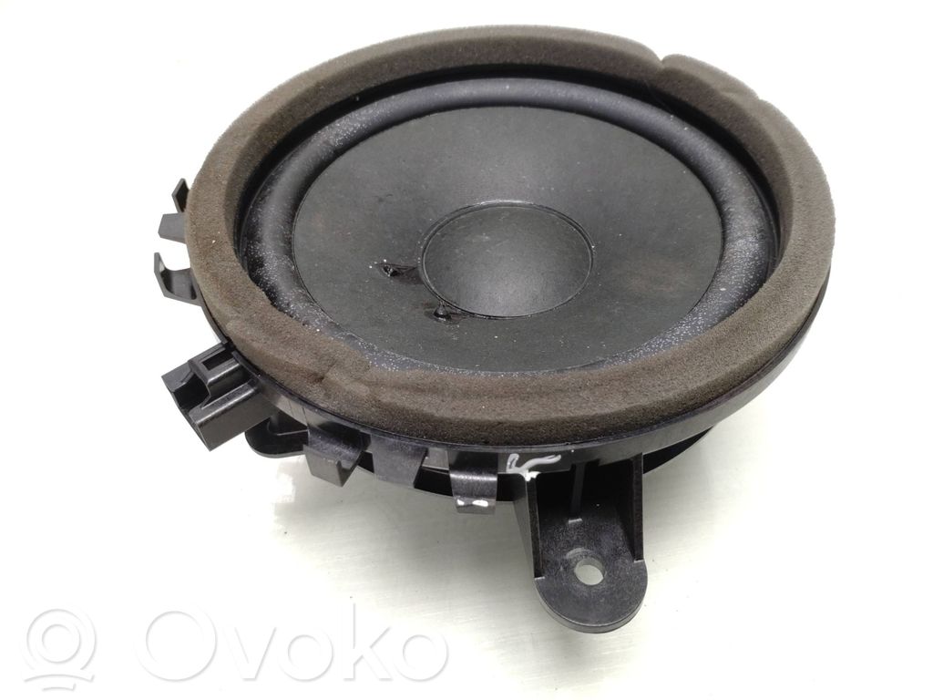 Volvo V40 Front door speaker 
