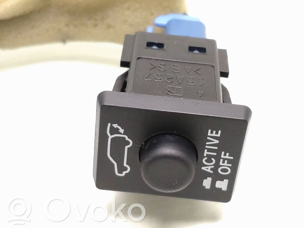 Renault Zoe Tailgate opening switch 