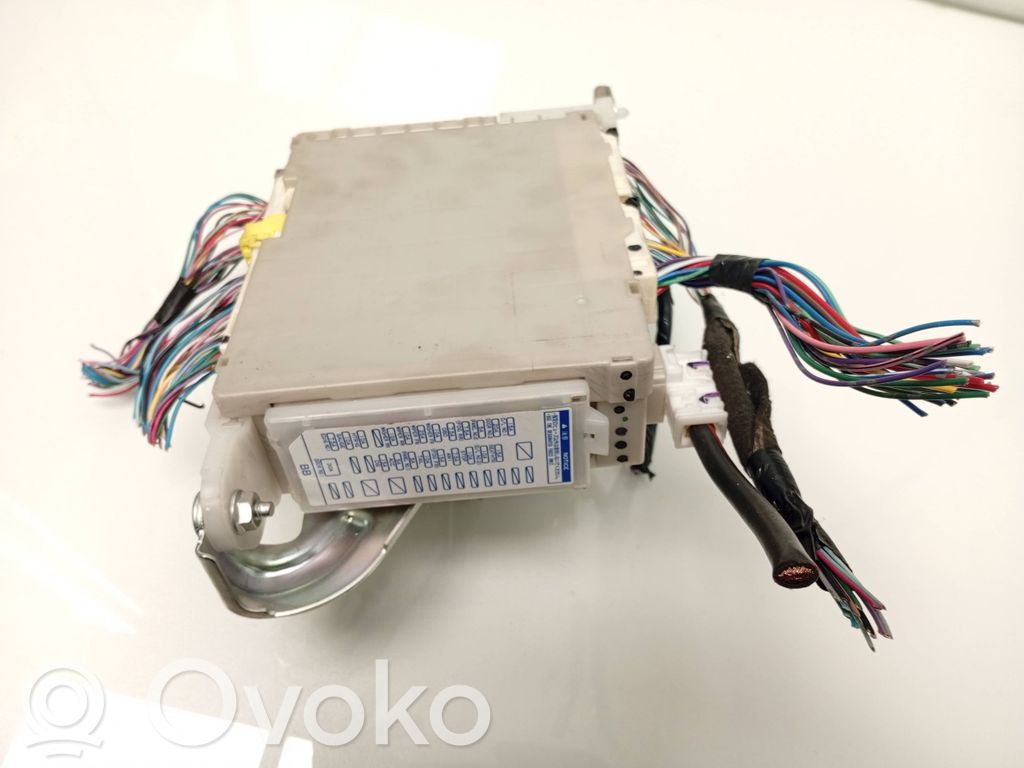 Toyota iQ Módulo de fusible 