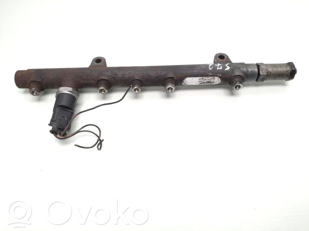 Opel Vivaro Fuel main line pipe 