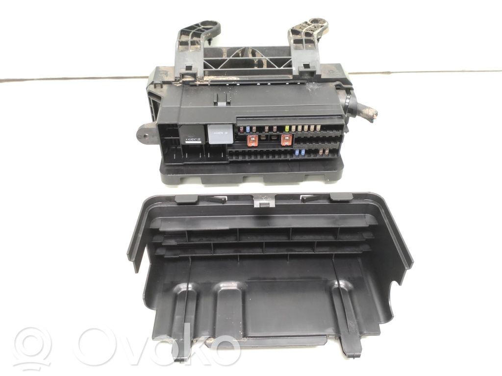 Volvo V40 Fuse box set 