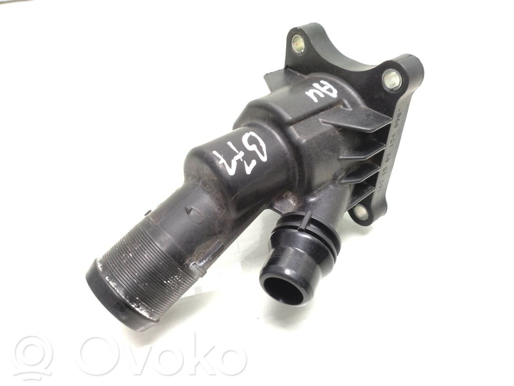 Volvo V40 Termostaatin kotelo 