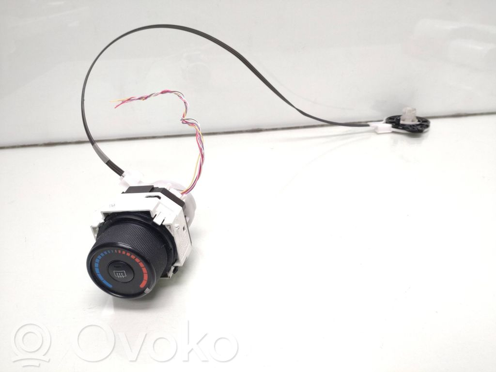Toyota iQ Climate control unit 