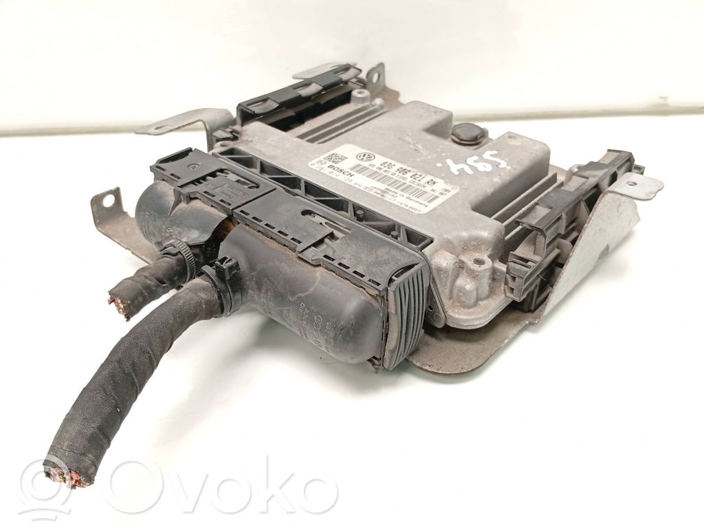 Volkswagen Touran I Engine control unit/module 
