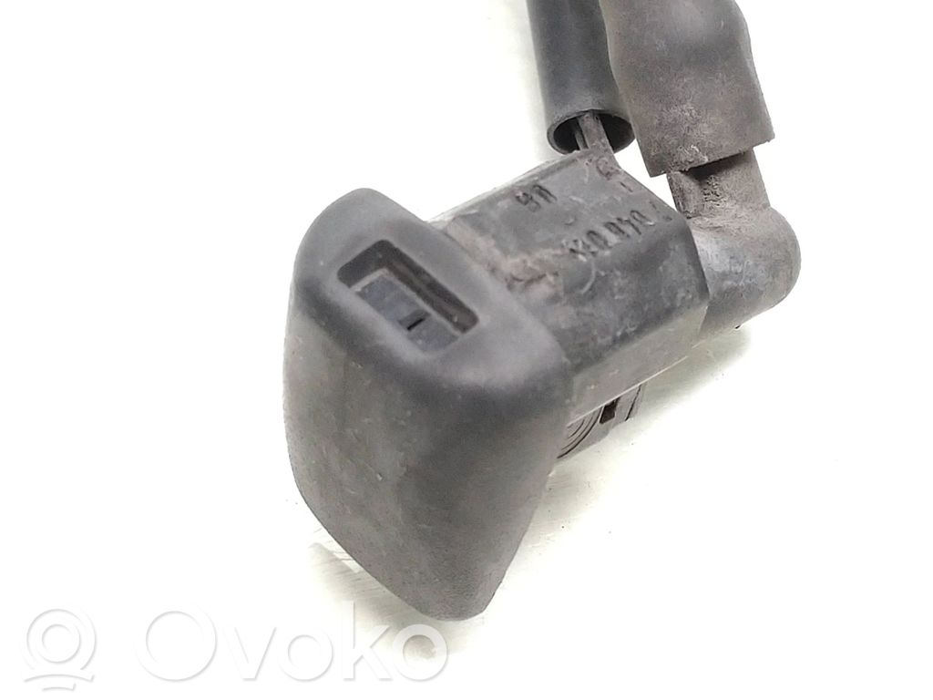 BMW 5 E60 E61 Windshield washer spray nozzle 
