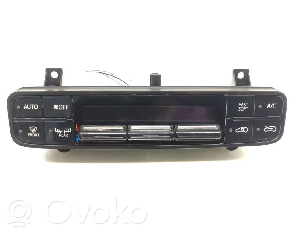 Toyota Auris E180 Climate control unit 
