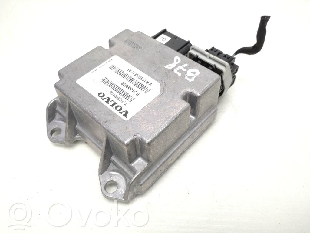 Volvo V40 Airbag control unit/module 