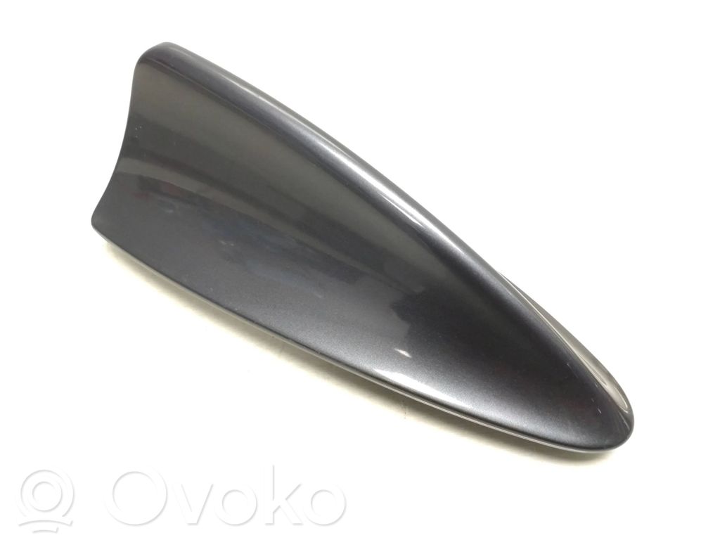 BMW 5 E60 E61 Kattoantennin (GPS) suoja 