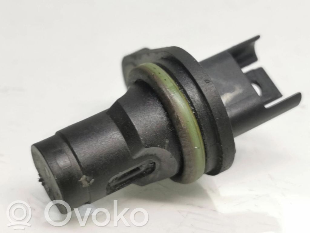 BMW 1 E81 E87 Camshaft position sensor 