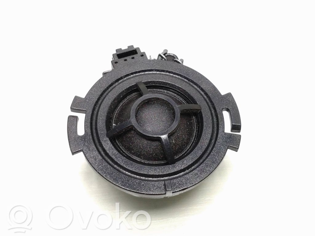Audi A6 S6 C6 4F High frequency speaker in the rear doors 