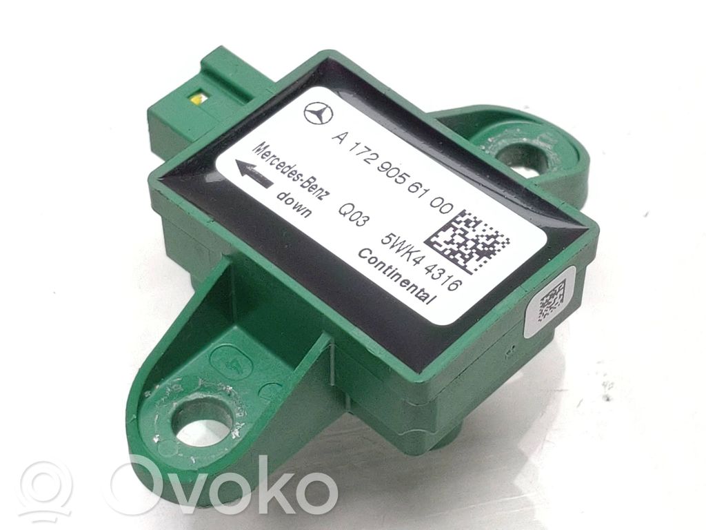 Mercedes-Benz C W204 Airbag deployment crash/impact sensor 