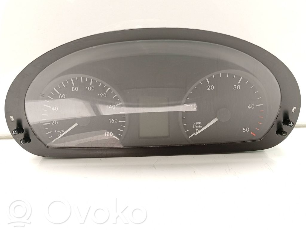 Licznik / Prędkościomierz   A9064465821,A9064460221,A9064480821