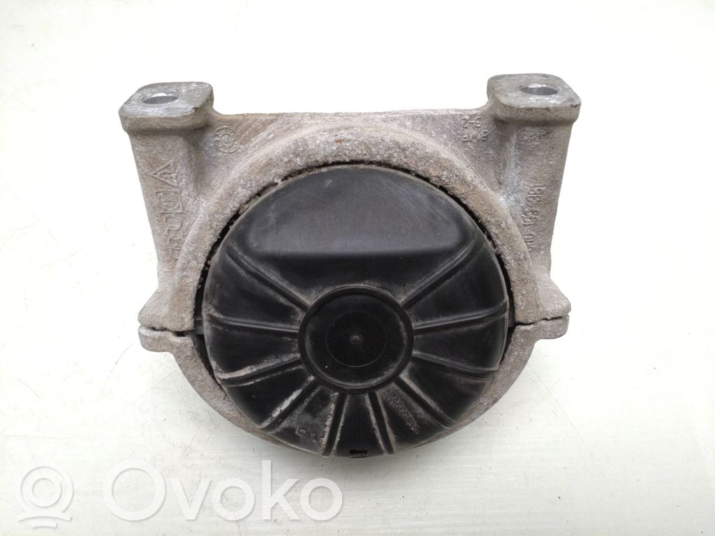 Audi Q5 SQ5 8R Engine mount bracket 